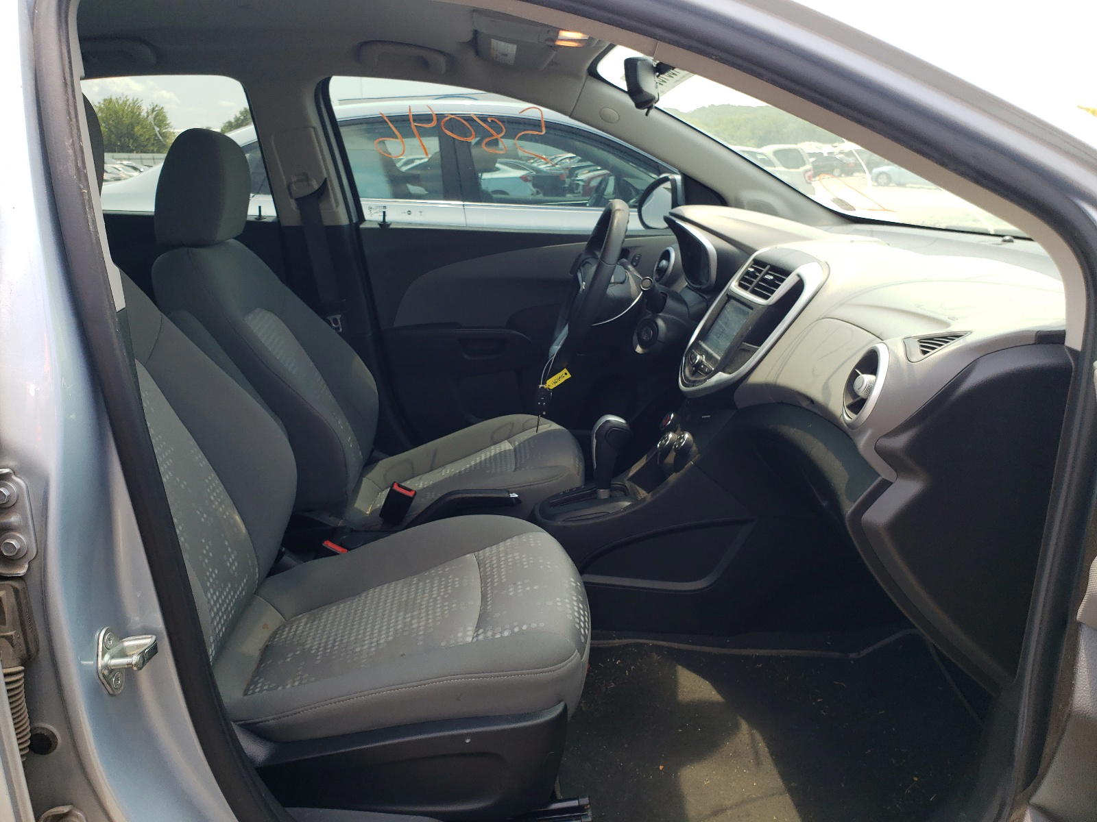 Photo 5 from auction – 2017 CHEVROLET SONIC LS with VIN 1G1JB5SH1H4160495