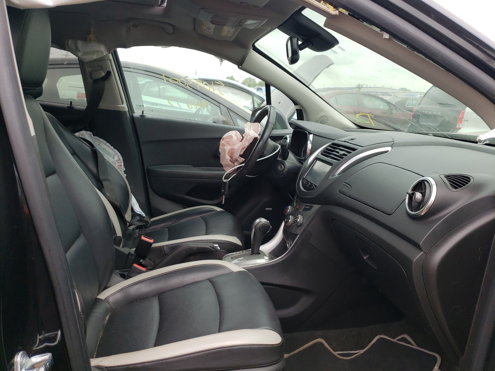 Photo 5 from auction – 2016 CHEVROLET TRAX LTZ with VIN KL7CJMSB6GB655131