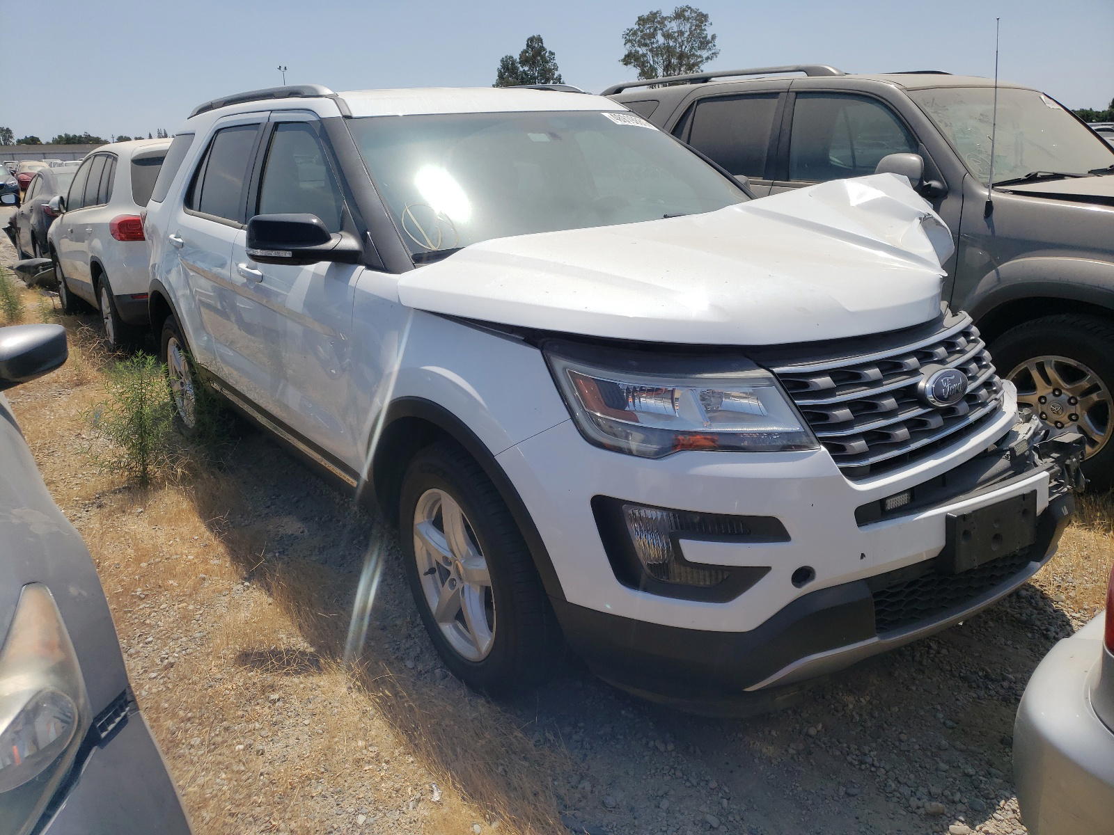 FORD EXPLORER X 2016 with VIN 1FM5K8D8XGGB55361 - Photo from auction
