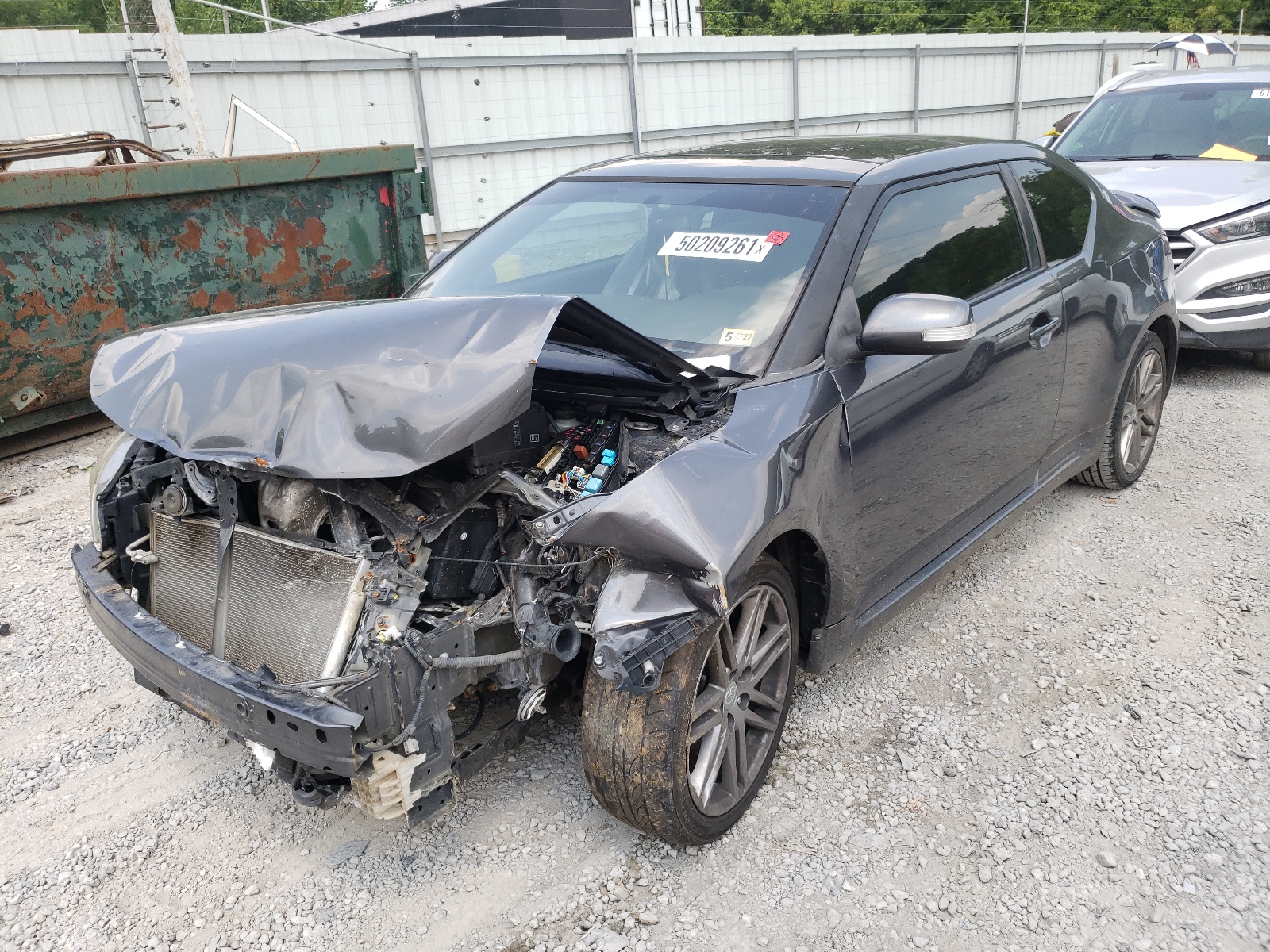 Foto 2 de la subasta – 2011 TOYOTA SCION TC con VIN JTKJF5C77B3013752