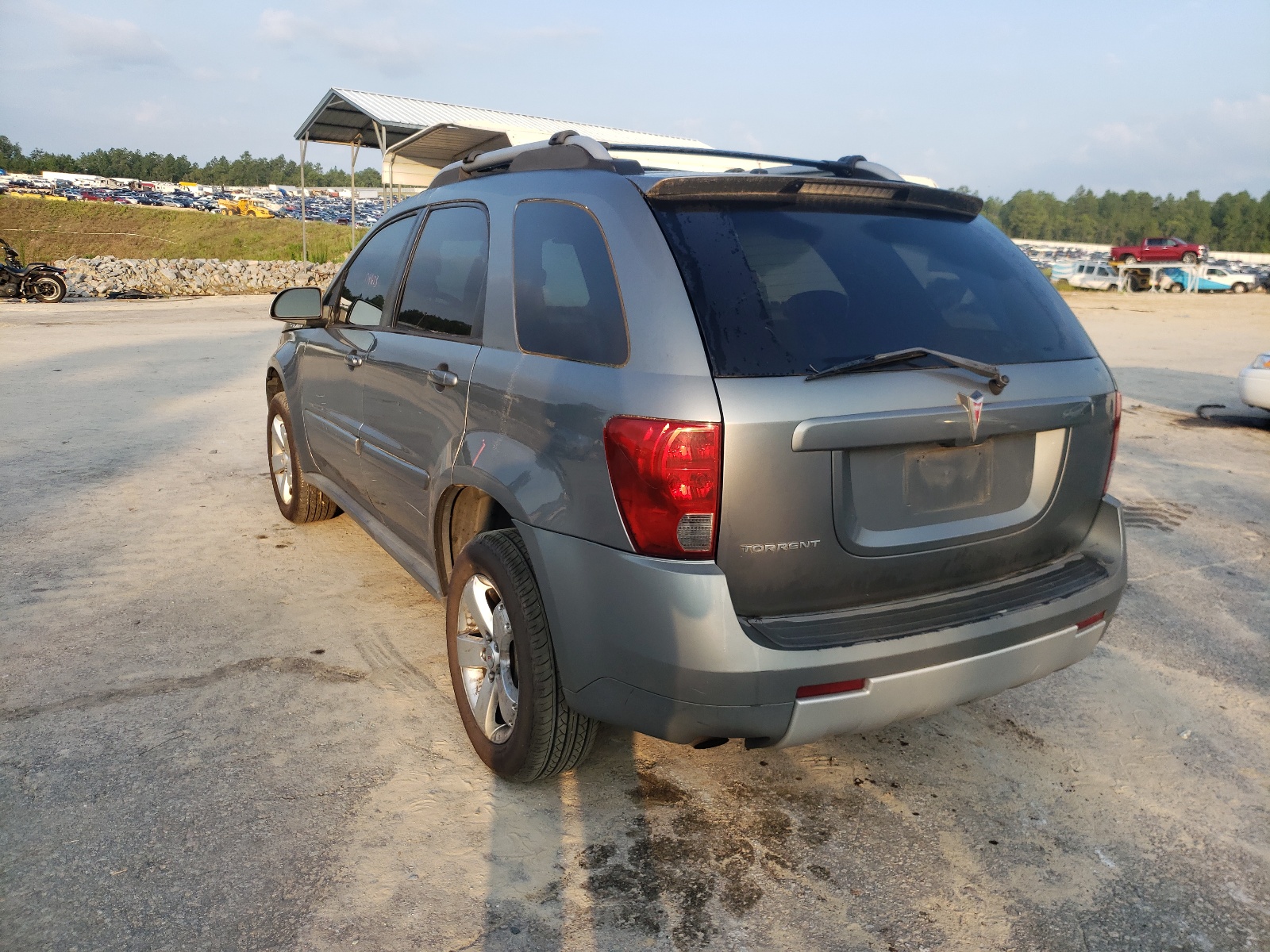 Photo 3 from auction – 2006 PONTIAC TORRENT with VIN 2CKDL63F466144056