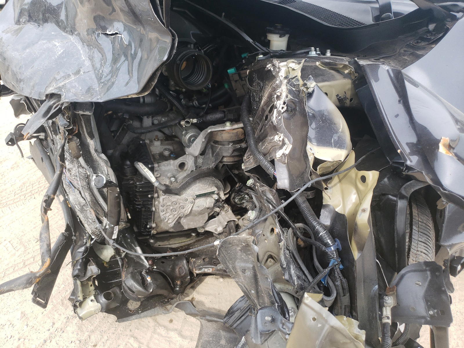 Photo 9 from auction – 2015 ACURA TLX TECH with VIN 19UUB2F51FA010390