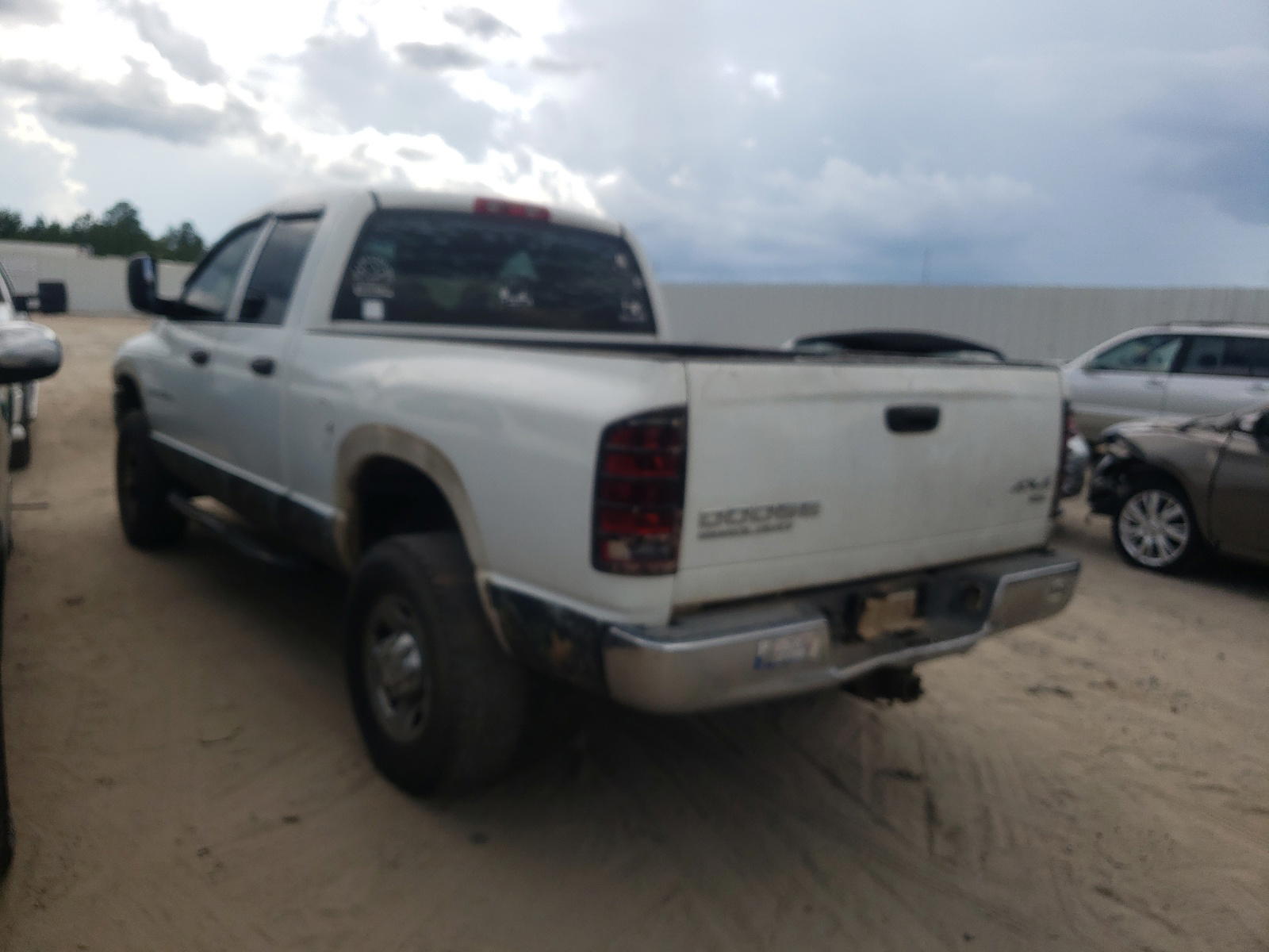 Photo 3 from auction – 2004 DODGE RAM 2500 S with VIN 3D7KU28C64G278464