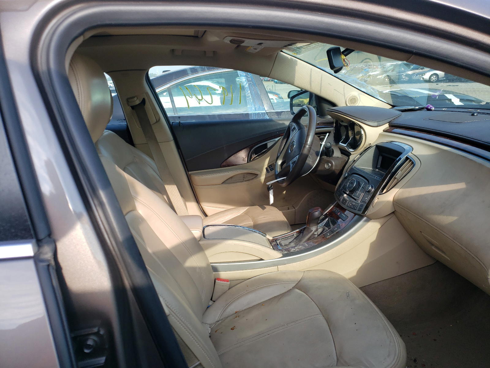 Photo 5 from auction – 2011 BUICK LACROSSE C with VIN 1G4GC5ED1BF270199