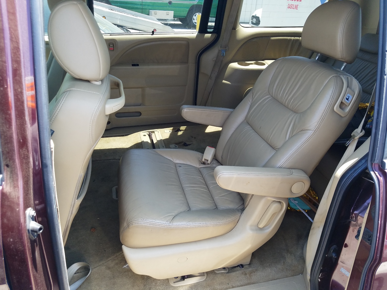 Photo 6 from auction – 2010 HONDA ODYSSEY EX with VIN 5FNRL3H60AB087054