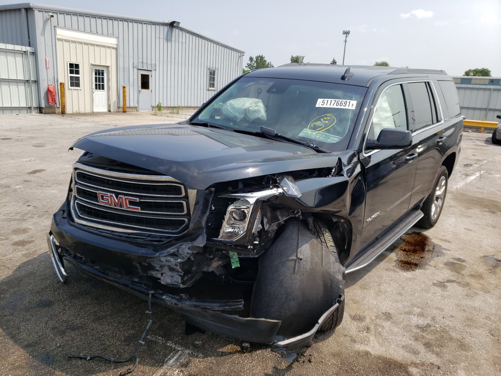 Photo 9 from auction – 2018 GMC YUKON SLE with VIN 1GKS2AKC6JR302409