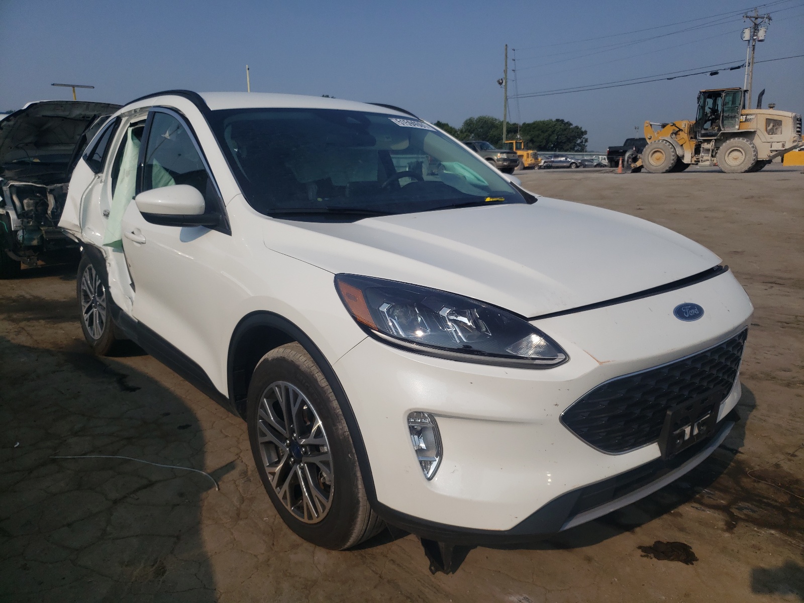 FORD ESCAPE SEL 2020 with VIN 1FMCU9H63LUC18926 - Photo from auction