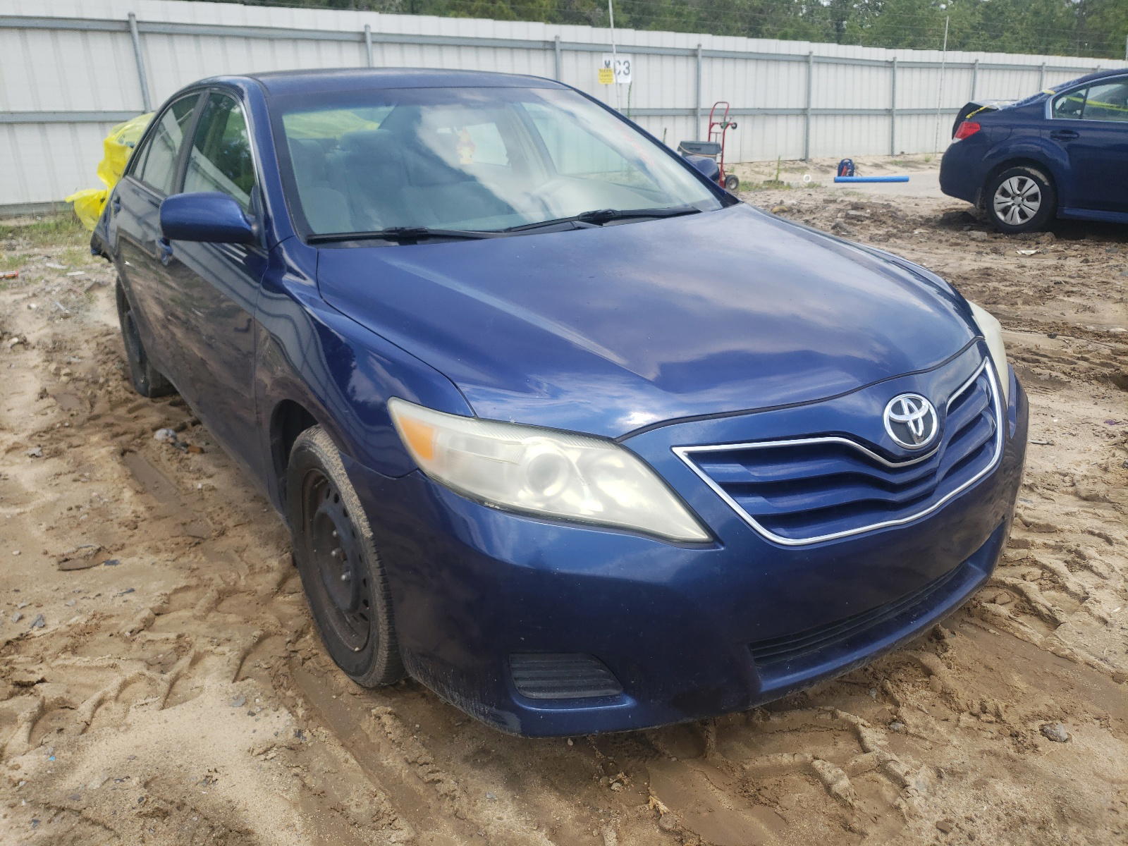 TOYOTA CAMRY BASE 2011 with VIN 4T1BF3EK2BU684009 - Photo from auction