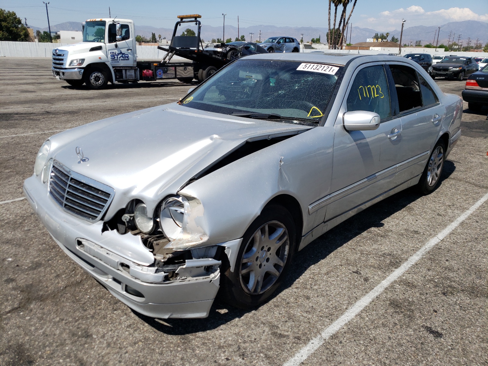 Photo 2 from auction – 2001 MERCEDES-BENZ E 430 with VIN WDBJF70J91X057356