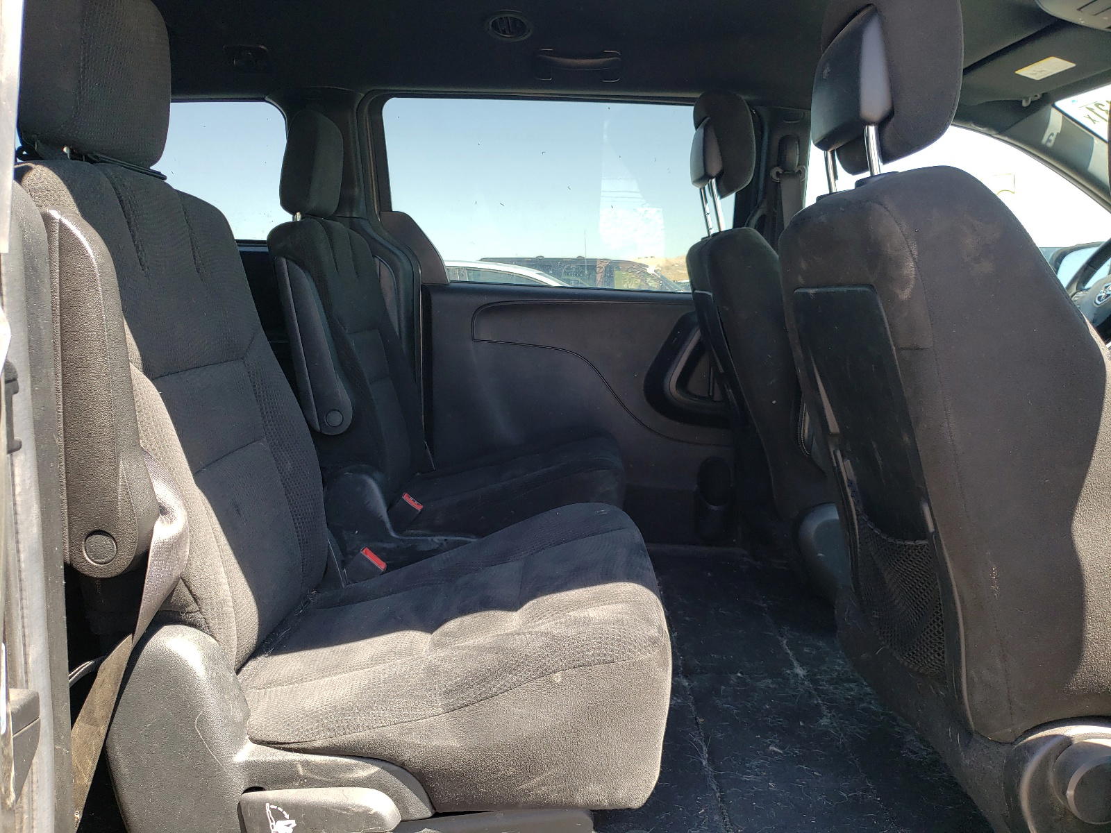 Photo 6 from auction – 2017 DODGE GRAND CARA with VIN 2C4RDGBG0HR649040