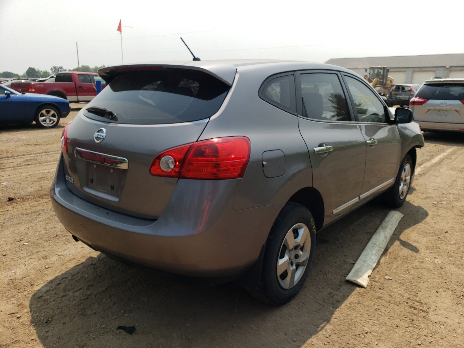 Photo 4 from auction – 2013 NISSAN ROGUE S with VIN JN8AS5MT5DW548583