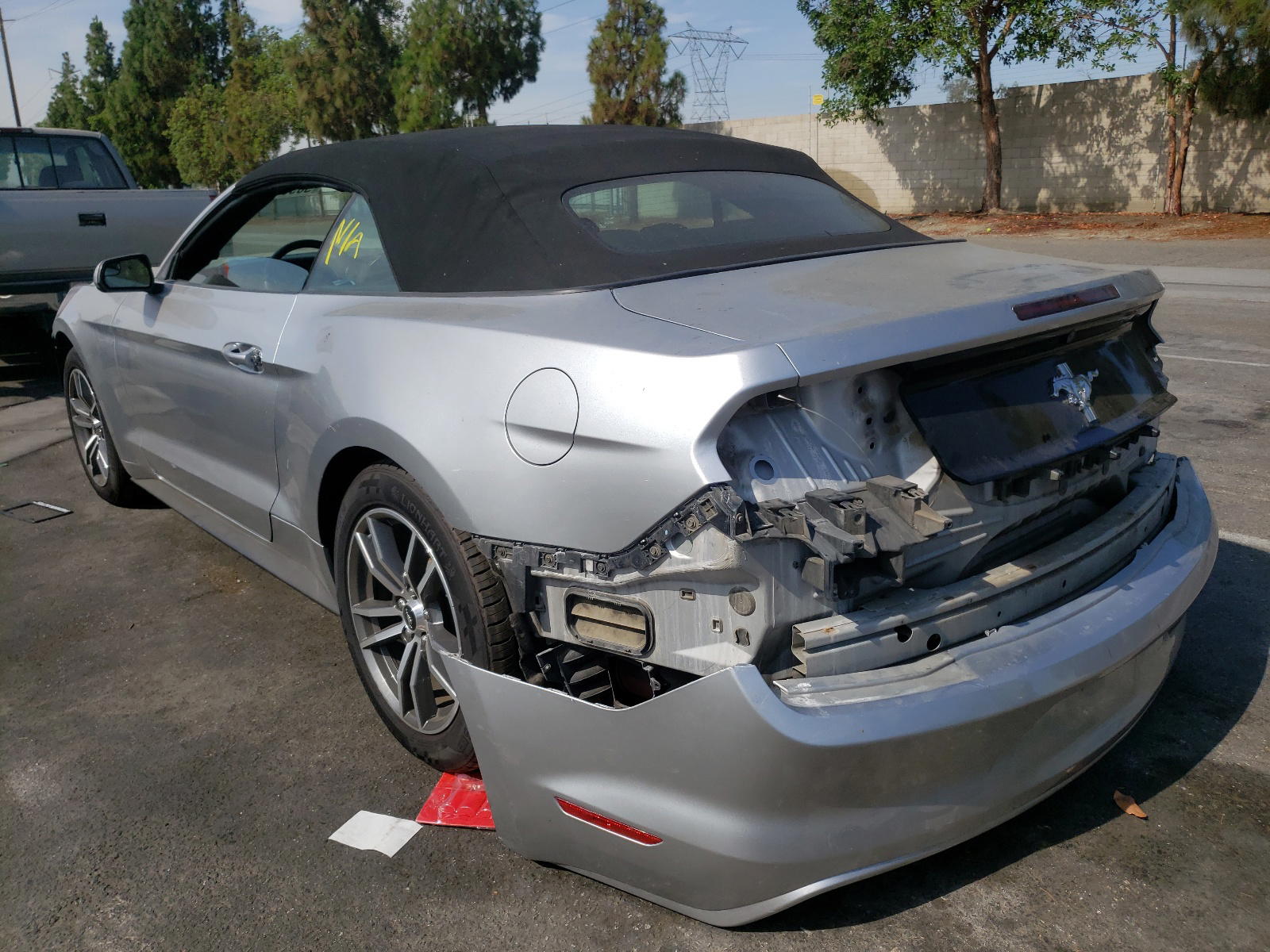 Photo 3 from auction – 2015 FORD MUSTANG with VIN 1FATP8EM5F5387178