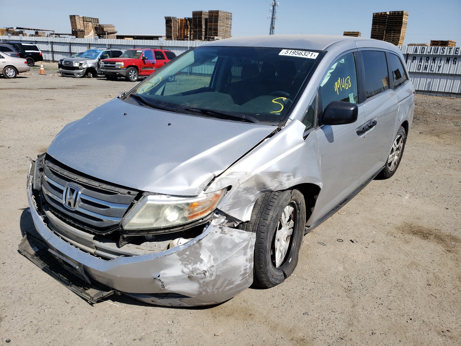 Photo 2 from auction – 2012 HONDA ODYSSEY LX with VIN 5FNRL5H24CB145727