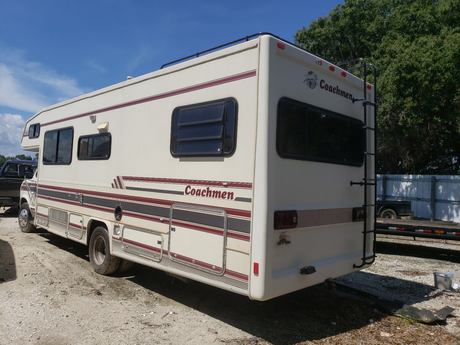 Photo 3 from auction – 1991 FORD ECONOLINE with VIN 1FDKE30M3MHA92027