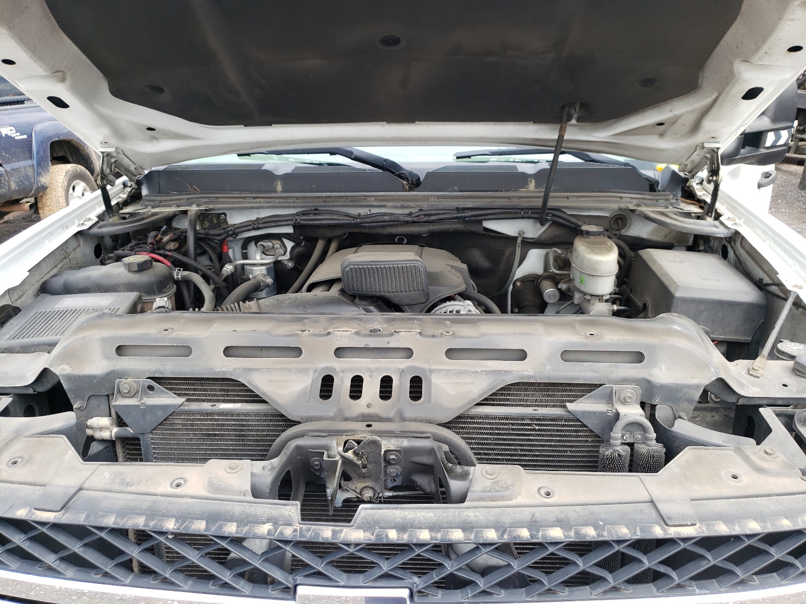Photo 7 from auction – 2014 CHEVROLET SILVERADO with VIN 1GB3KZCG6EF155911