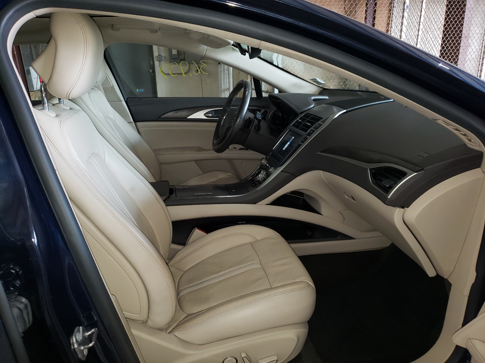 صورة رقم 5 من المزاد - 2017 LINCOLN MKZ مع VIN 3LN6L5F93HR645074