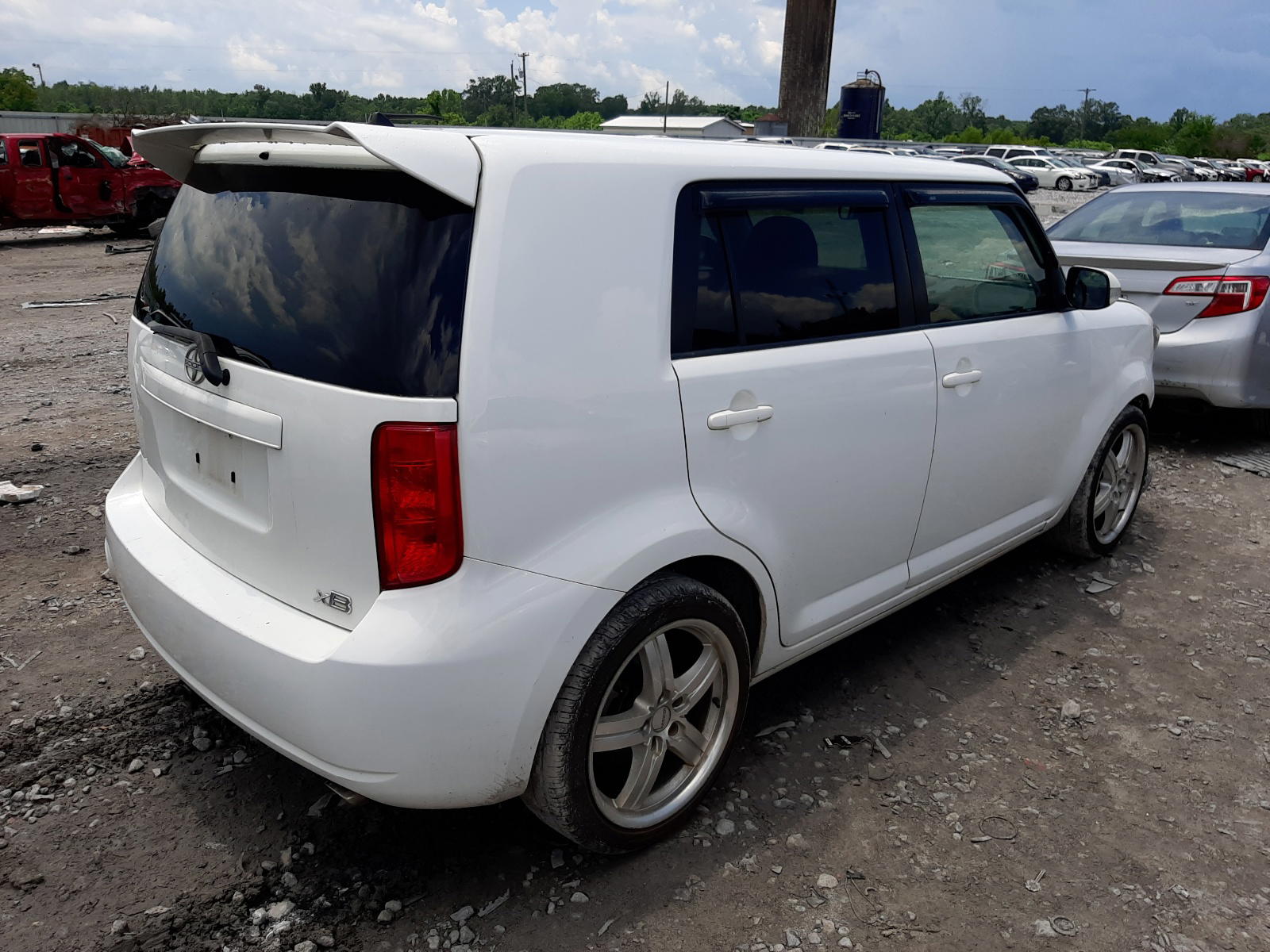 Photo 4 from auction – 2008 SCION XB with VIN JTLKE50E481012892