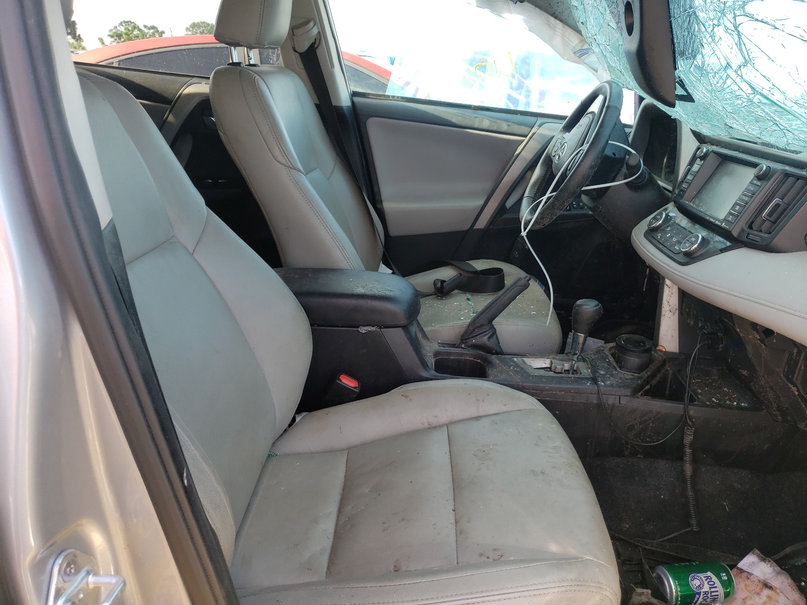Photo 5 from auction – 2018 TOYOTA RAV4 ADVEN with VIN 2T3WFREV4JW425462