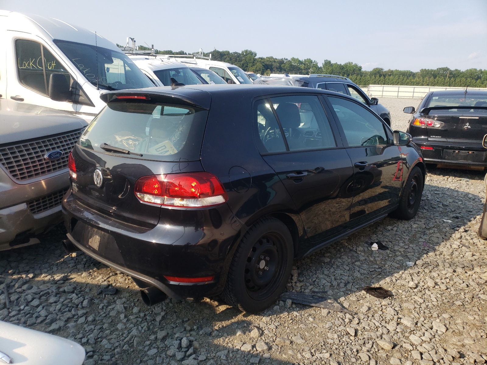 Photo 4 from auction – 2014 VOLKSWAGEN GTI with VIN WVWHD7AJ5EW007117