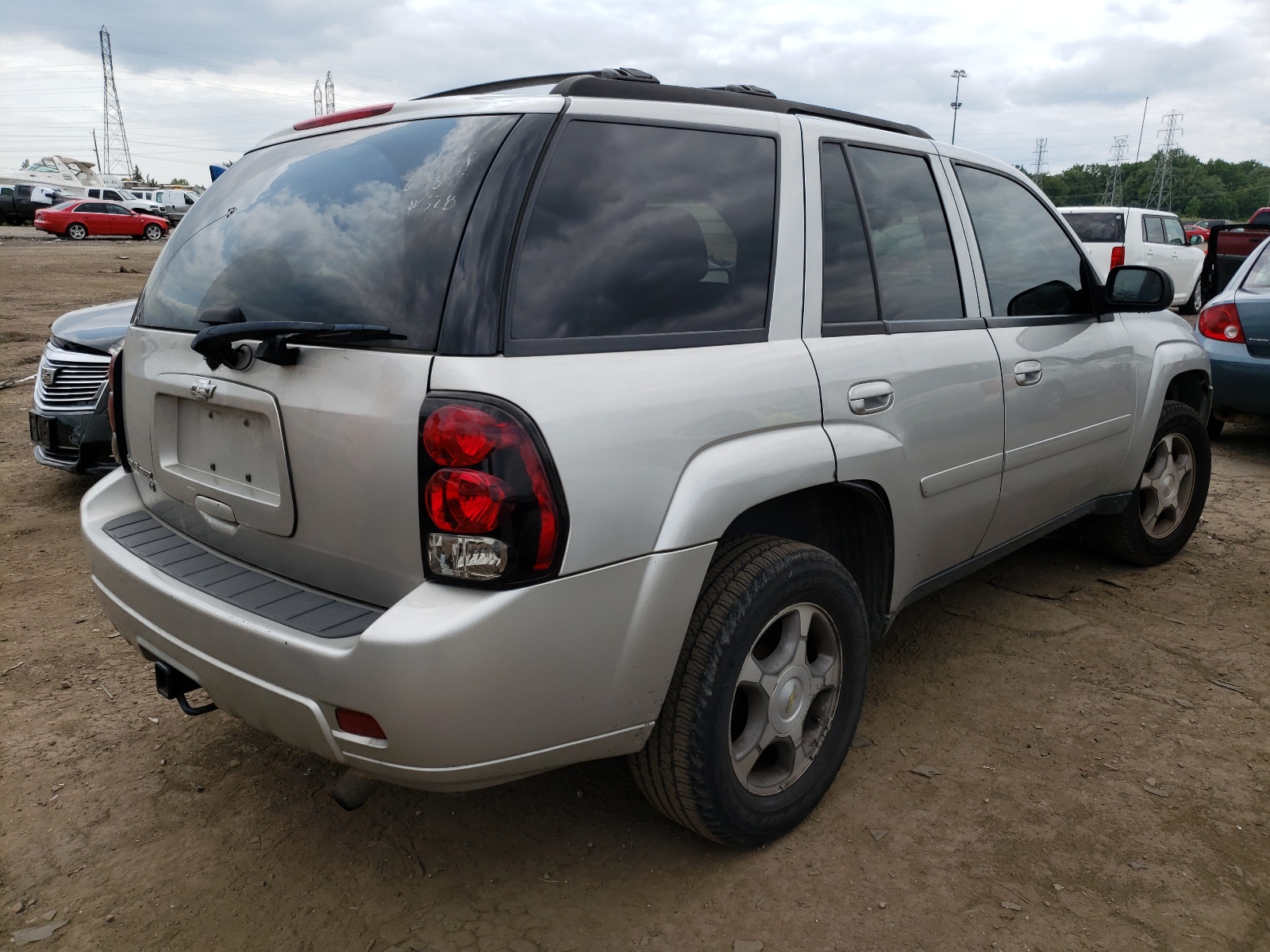 Photo 4 from auction – 2008 CHEVROLET TRAILBLAZE with VIN 1GNDS13S782224811