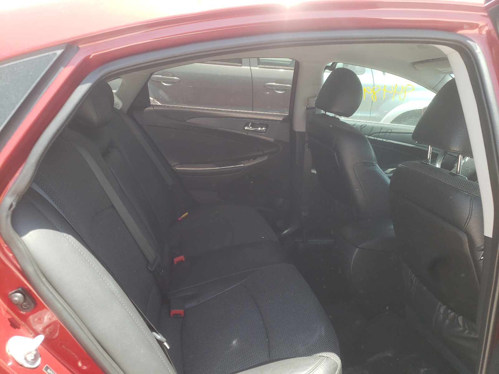 Photo 6 from auction – 2013 HYUNDAI SONATA SE with VIN 5NPEC4AB3DH636053