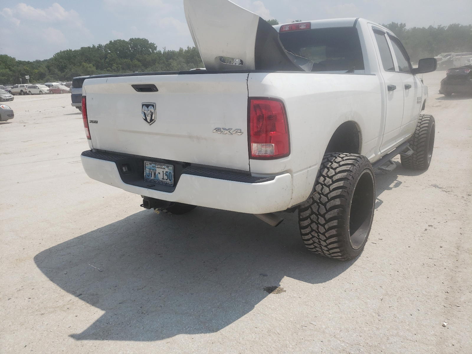 Photo 4 from auction – 2016 RAM 1500 ST with VIN 1C6RR7FG7GS418264