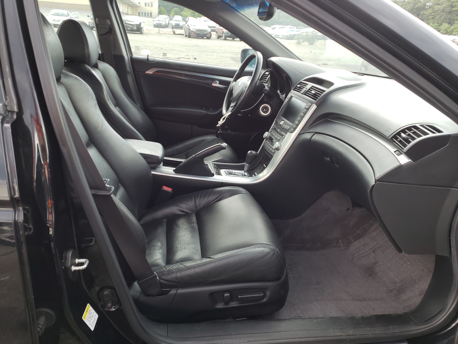 Photo 5 from auction – 2008 ACURA TL with VIN 19UUA66288A037671