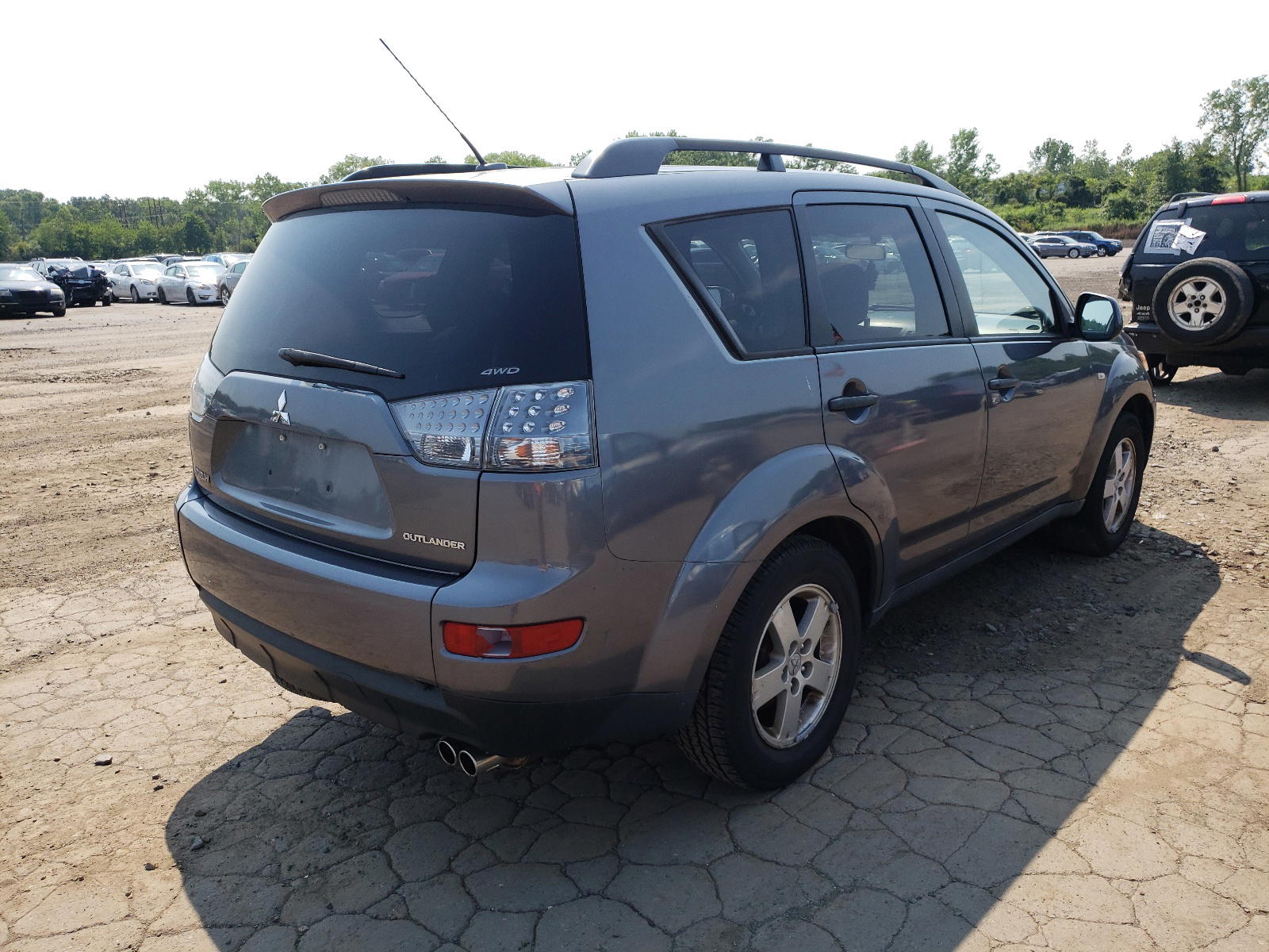 Photo 4 from auction – 2007 MITSUBISHI OUTLANDER with VIN JA4MT31X47U009366