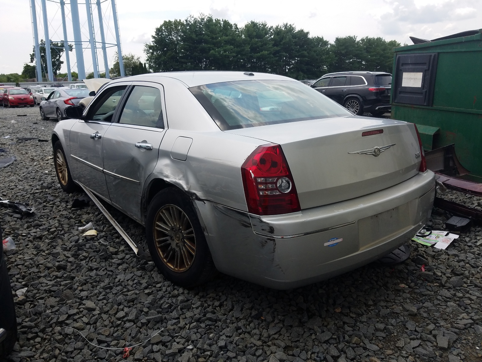 Photo 3 from auction – 2010 CHRYSLER 300 TOURIN with VIN 2C3CA5CV7AH262971