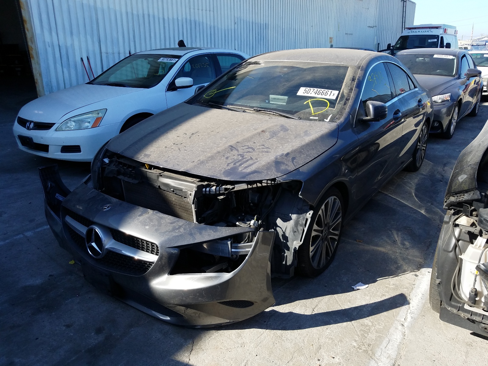 Photo 2 from auction – 2018 MERCEDES-BENZ CLA 250 with VIN WDDSJ4EB2JN647274