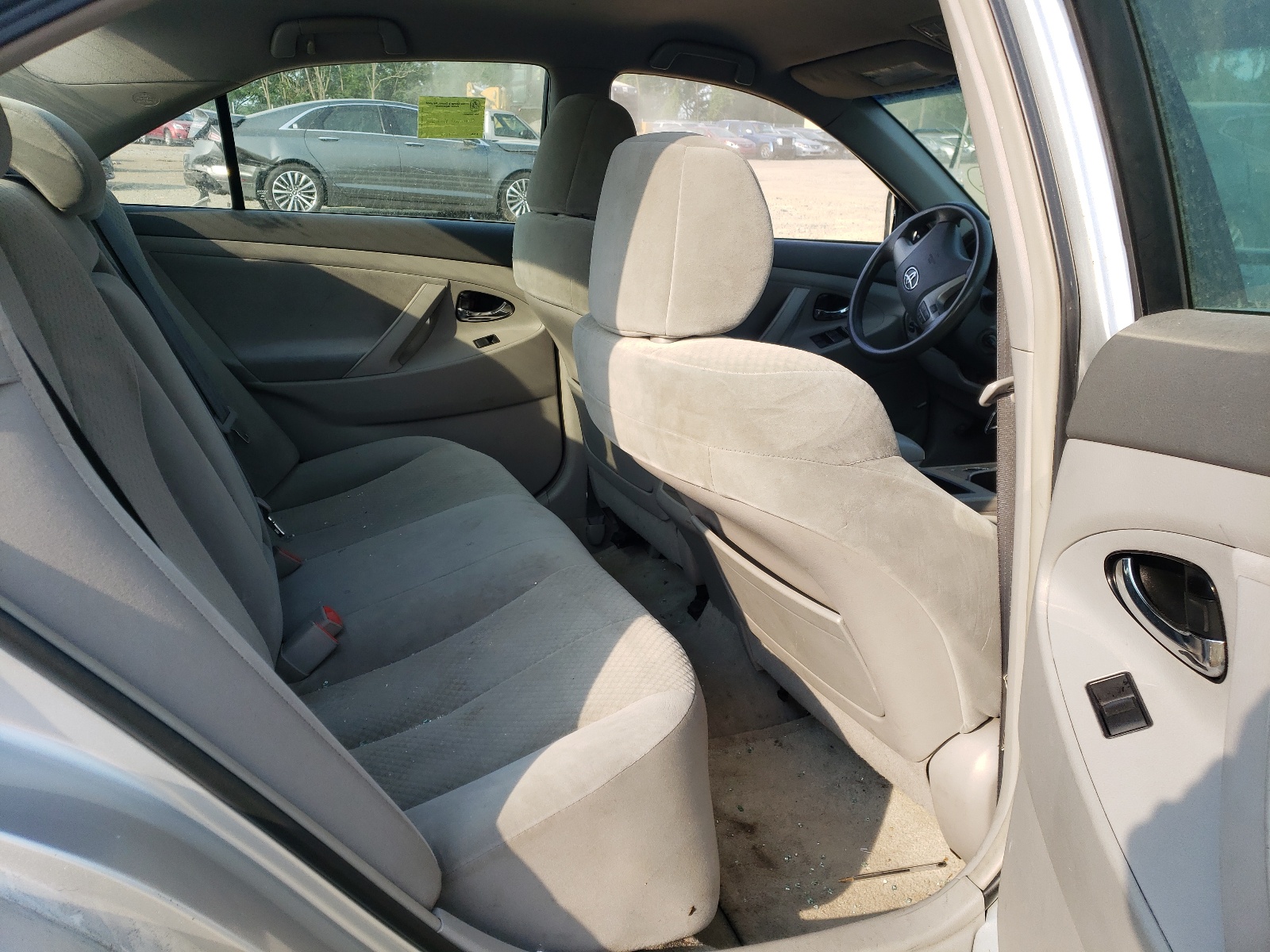 Photo 6 from auction – 2007 TOYOTA CAMRY CE with VIN 4T1BE46K27U156730