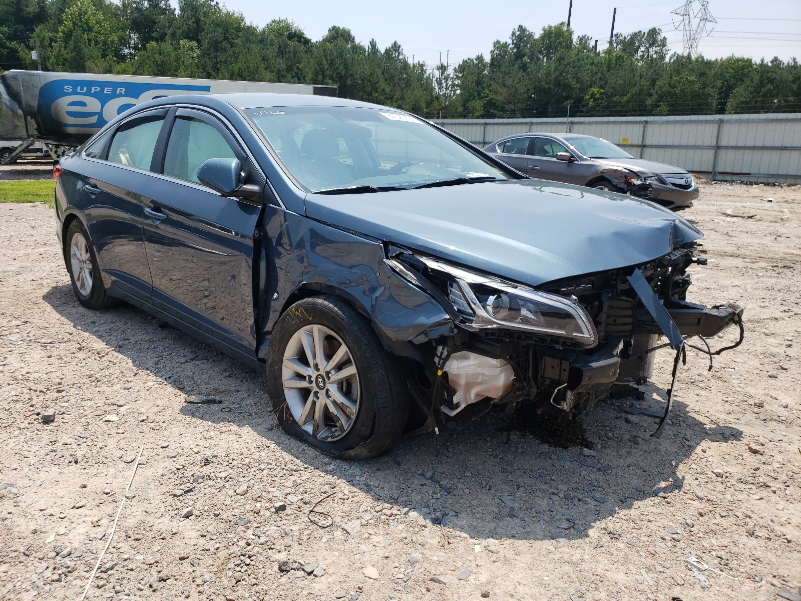 Photo 1 from auction – 2015 HYUNDAI SONATA SE with VIN 5NPE24AF2FH228345
