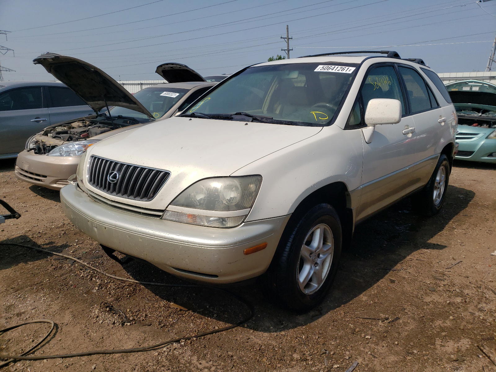 Photo 2 from auction – 2000 LEXUS RX 300 with VIN JT6GF10U1Y0065478