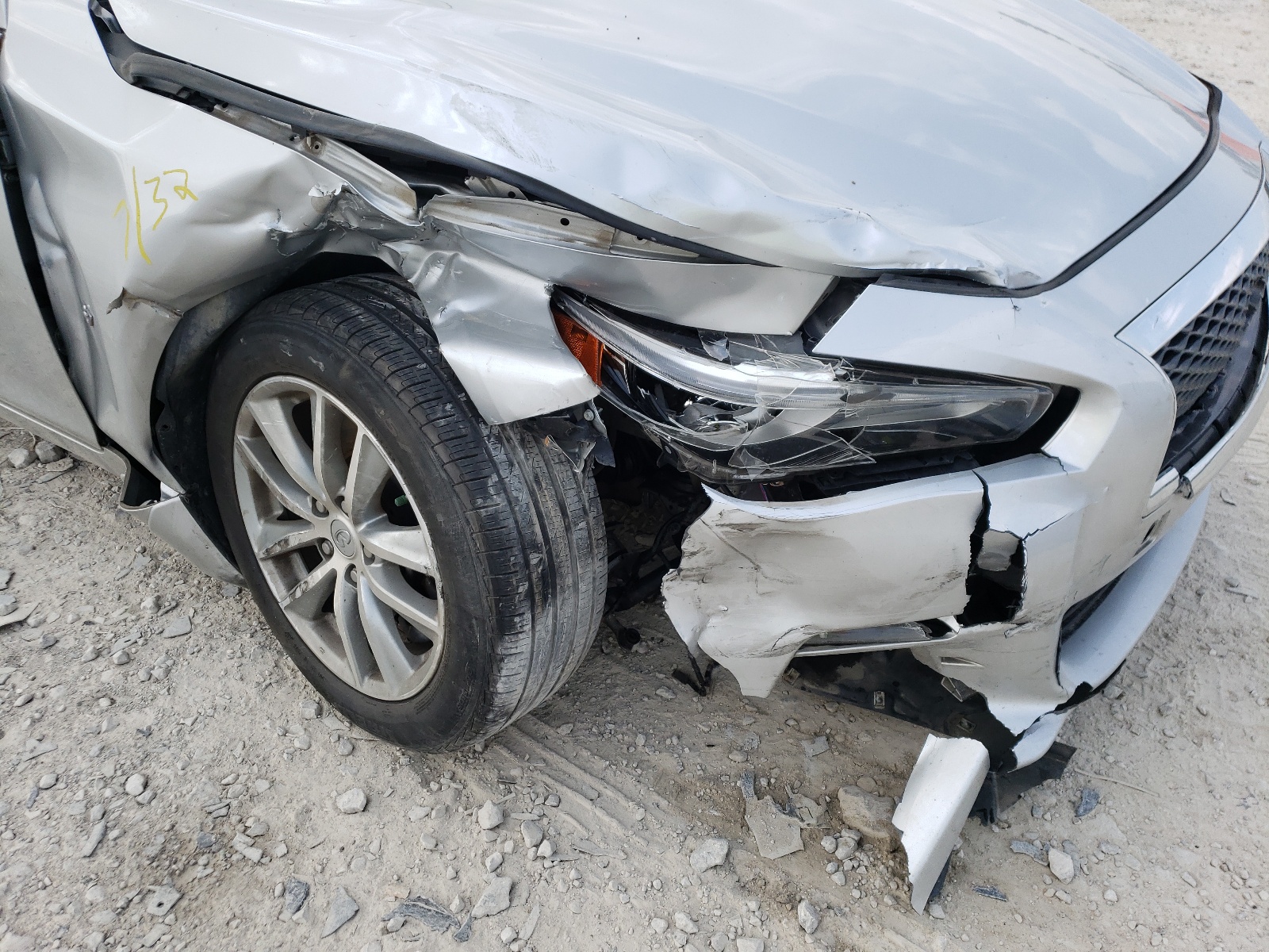 Photo 9 from auction – 2015 INFINITI Q50 BASE with VIN JN1BV7AR5FM393496