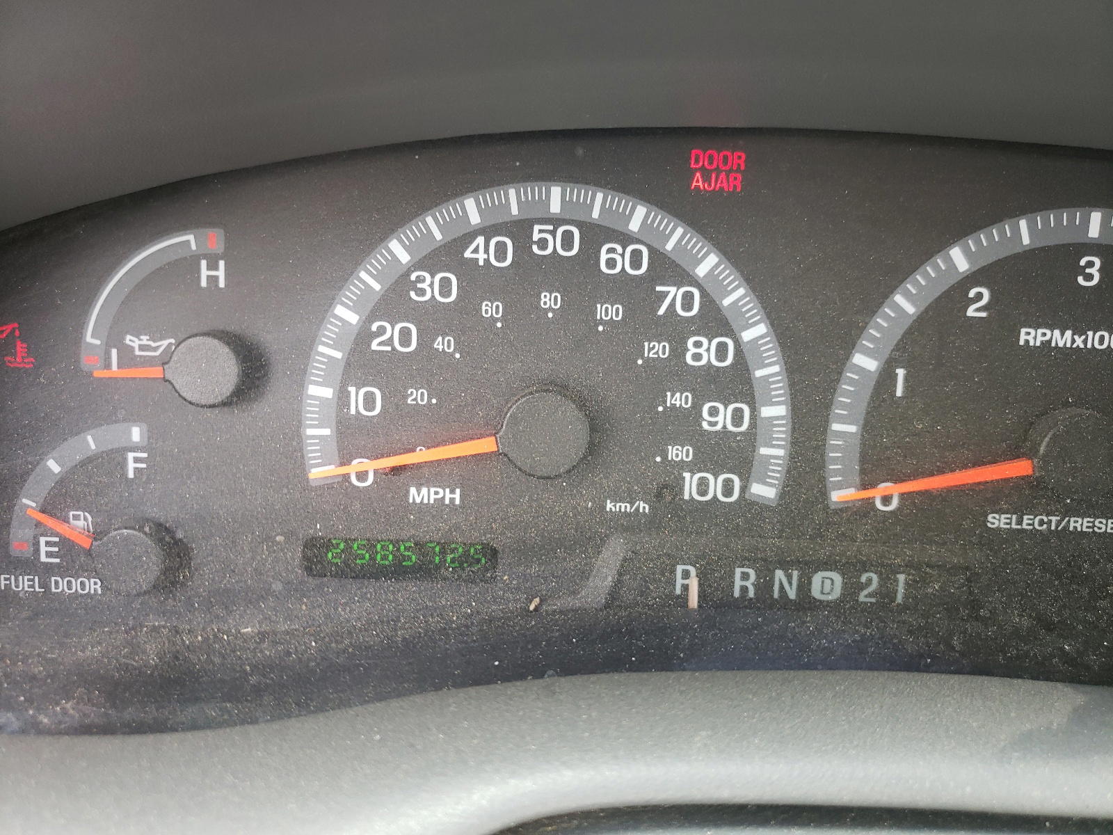 Photo 8 from auction – 2002 FORD F150 with VIN 1FTRX17W12NA93314