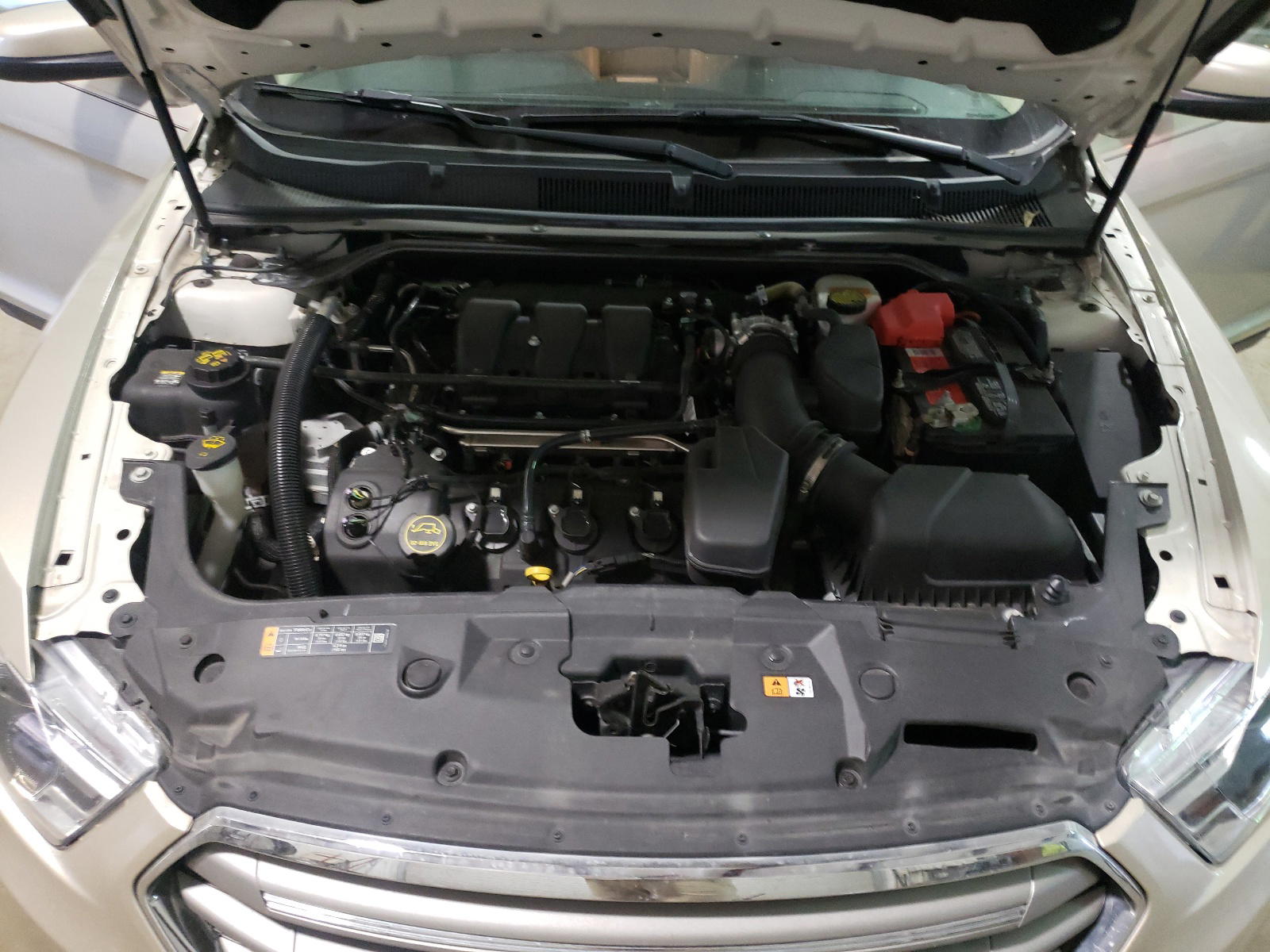 Photo 7 from auction – 2017 FORD TAURUS SEL with VIN 1FAHP2E88HG127435