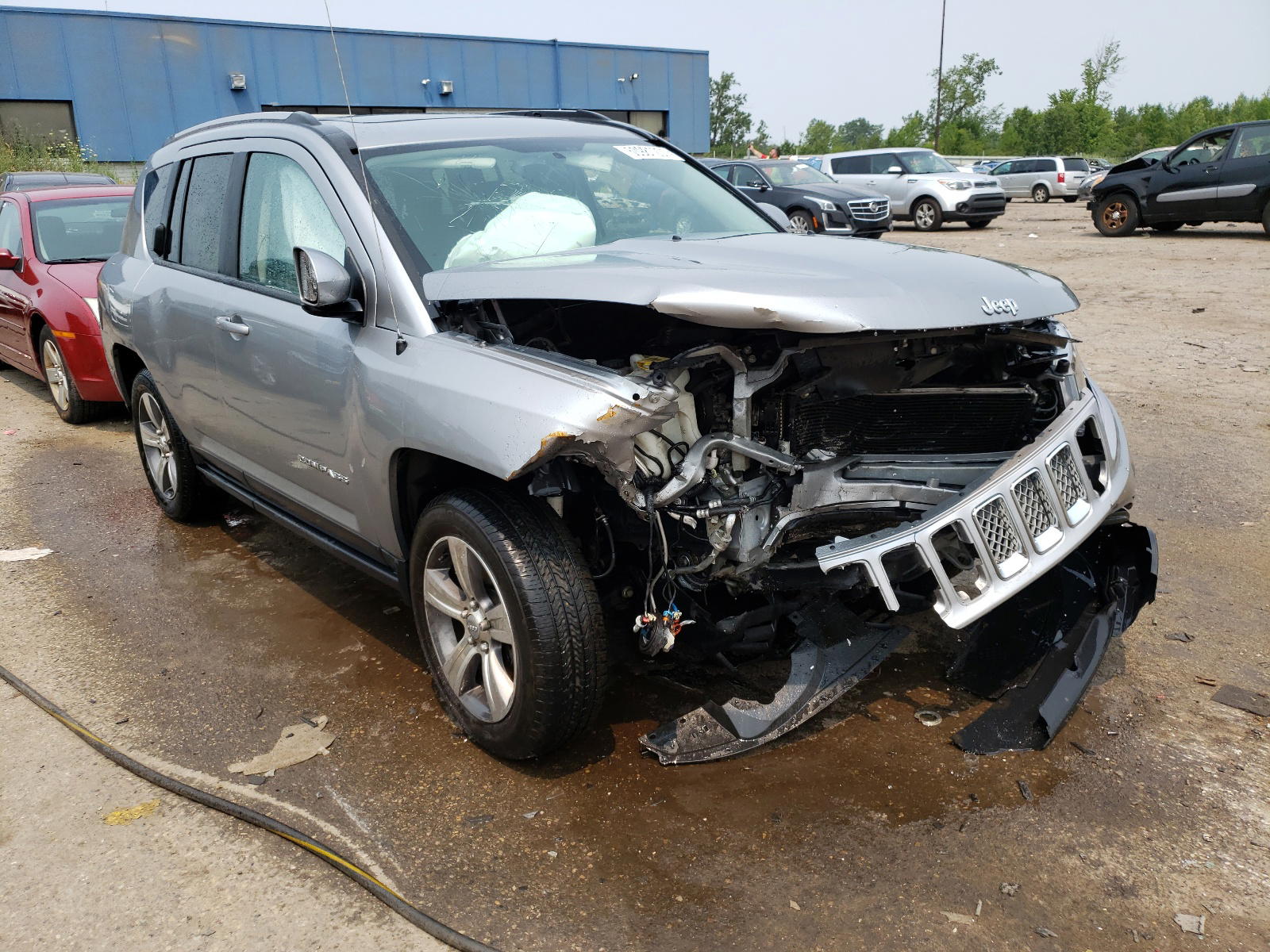 JEEP COMPASS LA 2016 with VIN 1C4NJCEA6GD738023 - Photo from auction