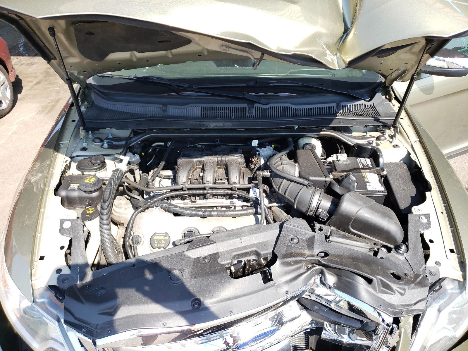 Photo 7 from auction – 2012 FORD TAURUS SEL with VIN 1FAHP2EW2CG118401