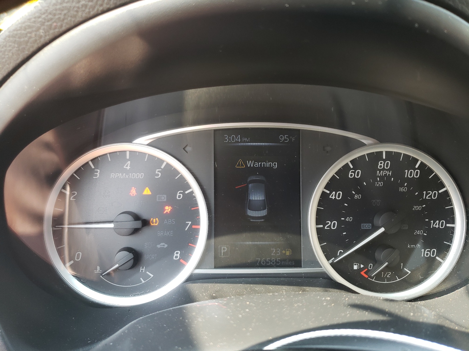 Photo 8 from auction – 2016 NISSAN SENTRA S with VIN 3N1AB7AP4GY339057
