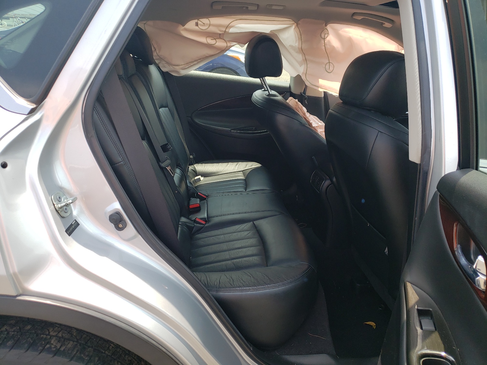 Photo 6 from auction – 2010 INFINITI EX35 BASE with VIN JN1AJ0HR7AM751212
