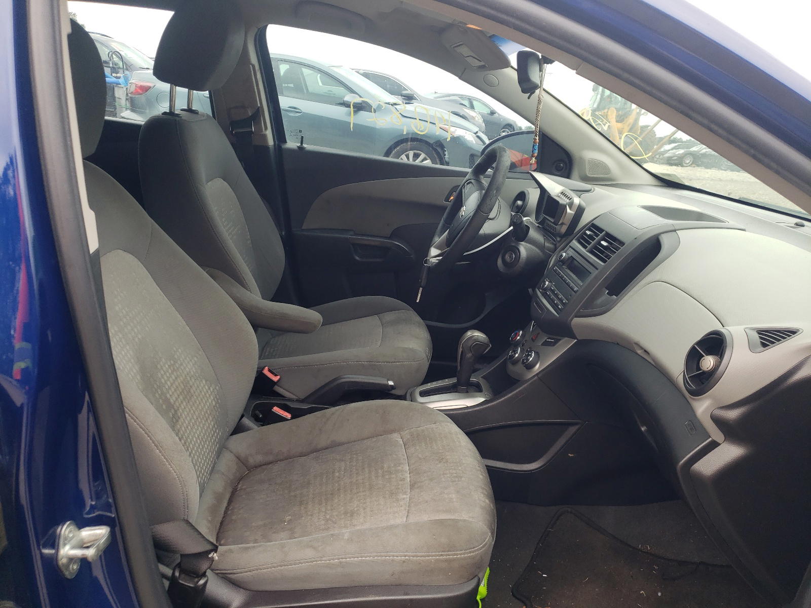 Photo 5 from auction – 2013 CHEVROLET SONIC LS with VIN 1G1JA6SH2D4104410