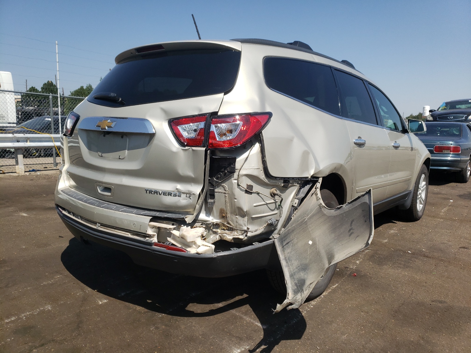 Photo 17 from auction – 2014 CHEVROLET TRAVERSE L with VIN 1GNKVGKD1EJ232943