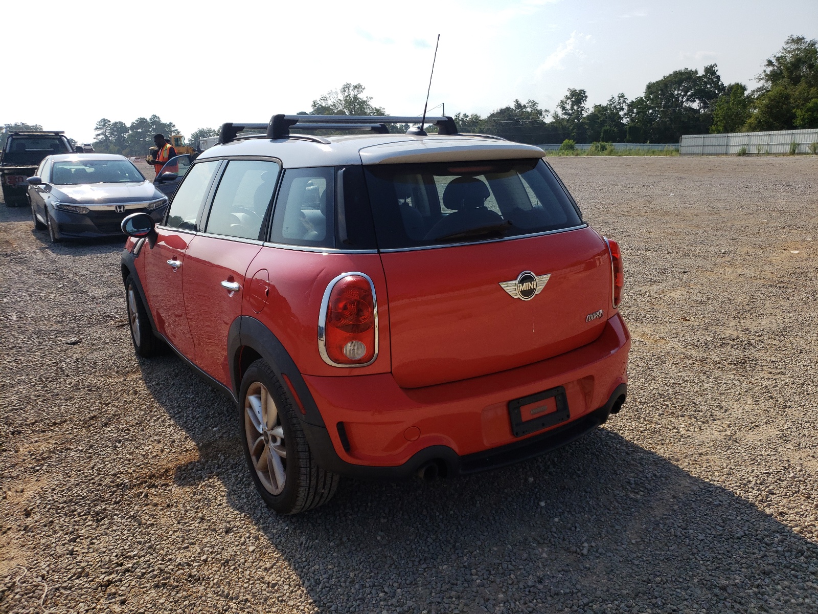 Zdjęcie 3 z aukcji – 2011 MINI COOPER S C z VIN WMWZC3C5XBWL79349