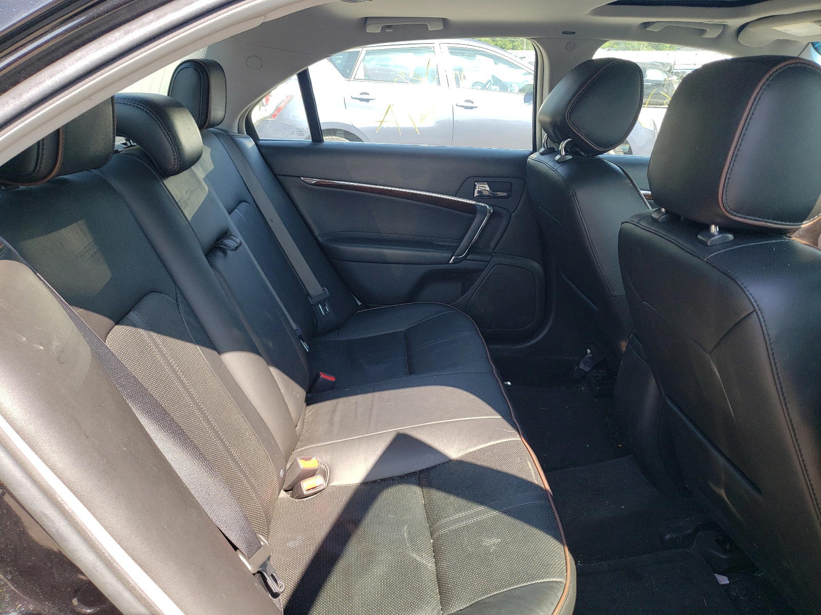 Photo 6 from auction – 2012 LINCOLN MKZ with VIN 3LNHL2GC8CR838055