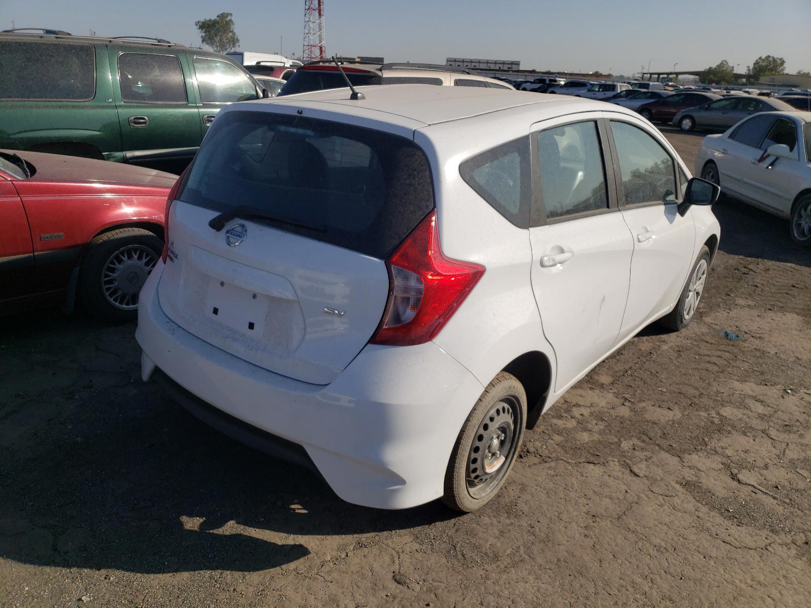 Photo 4 from auction – 2019 NISSAN VERSA NOTE with VIN 3N1CE2CP5KL366418