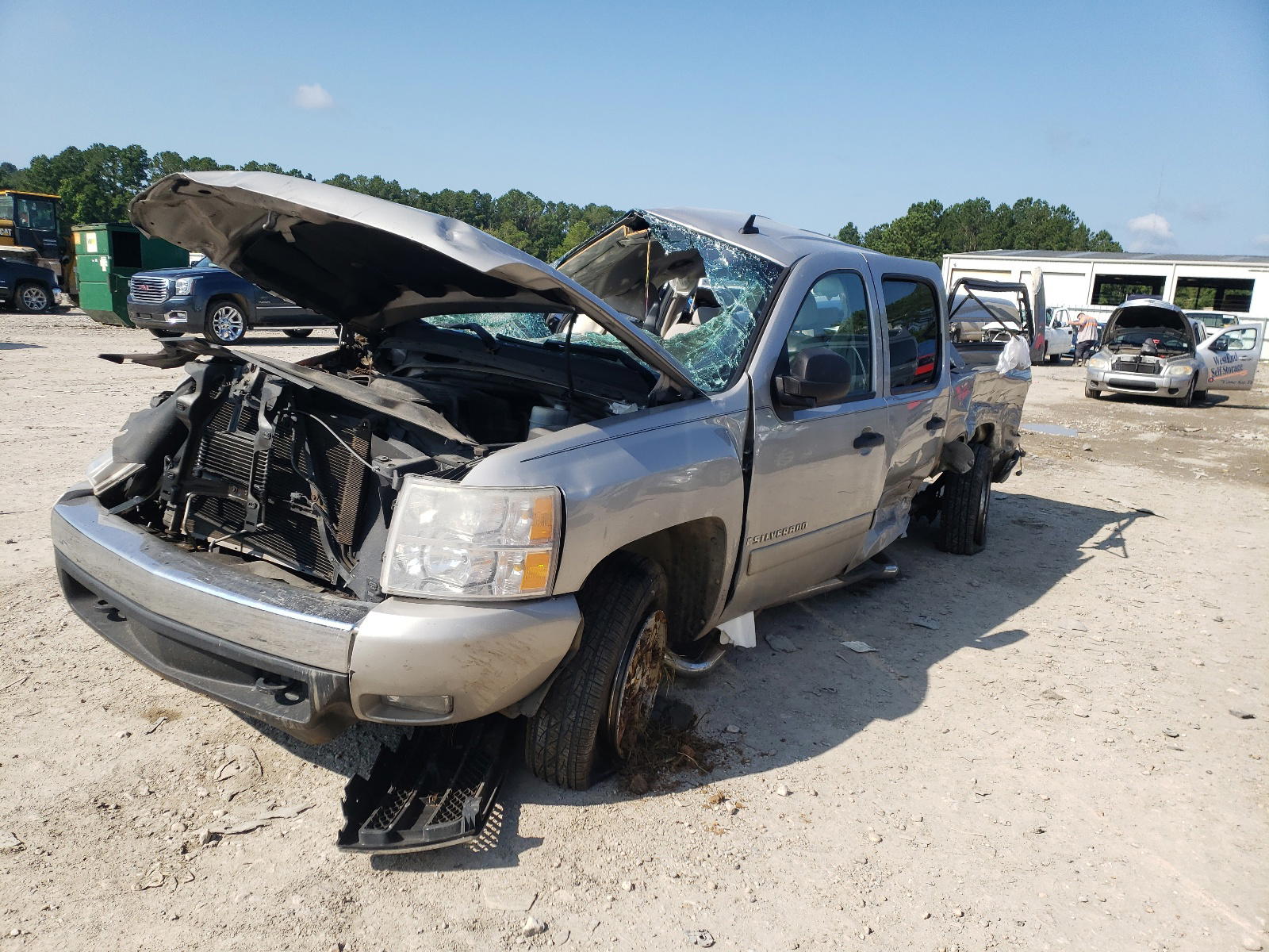 Photo 2 from auction – 2007 CHEVROLET SILVERADO with VIN 2GCEC13J771576187