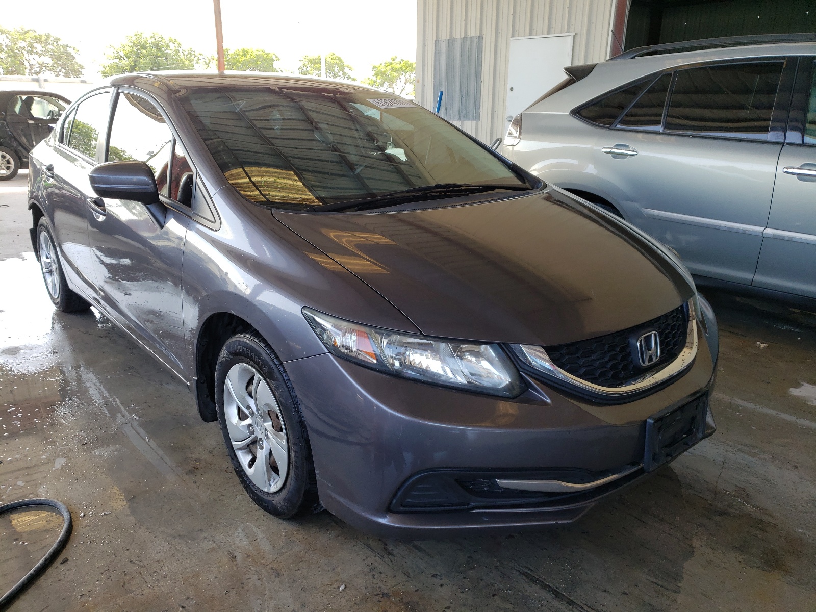 HONDA CIVIC LX 2015 with VIN 19XFB2F59FE227996 - Photo from auction