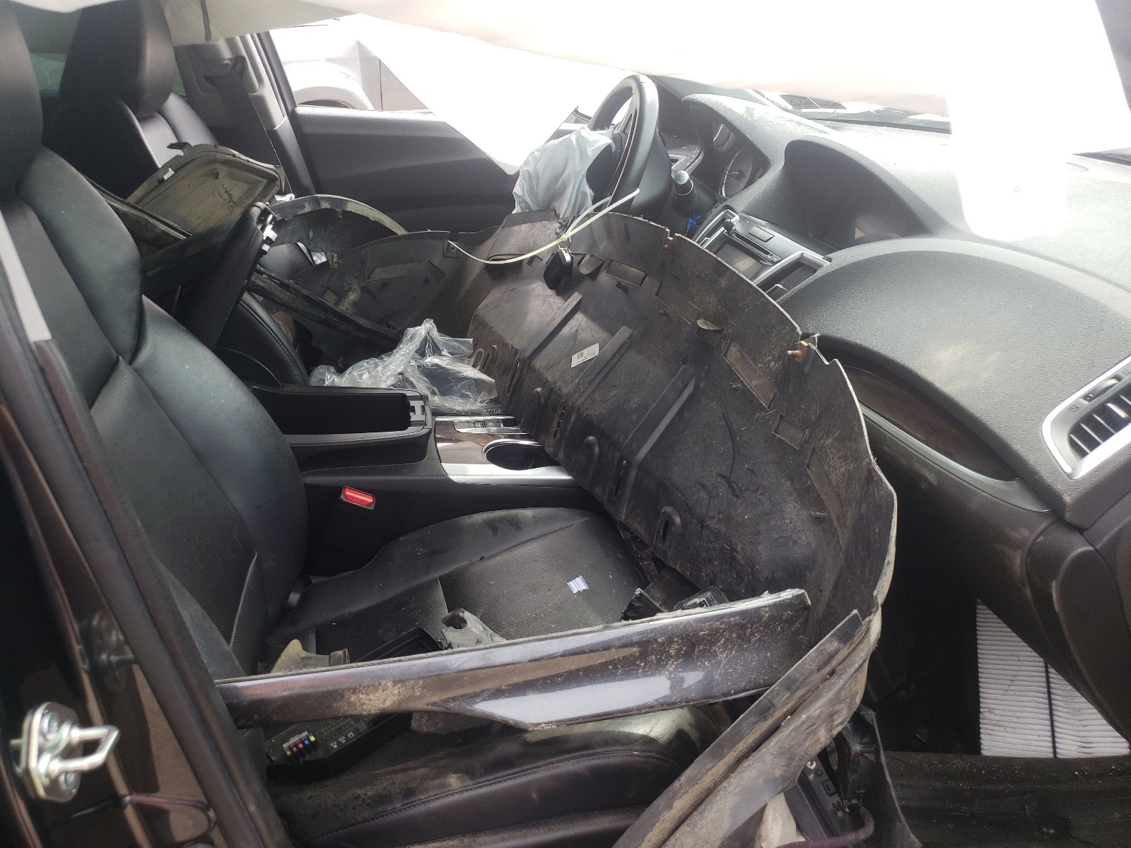 Foto 5 de la subasta – 2015 ACURA TLX TECH con VIN 19UUB2F51FA010390