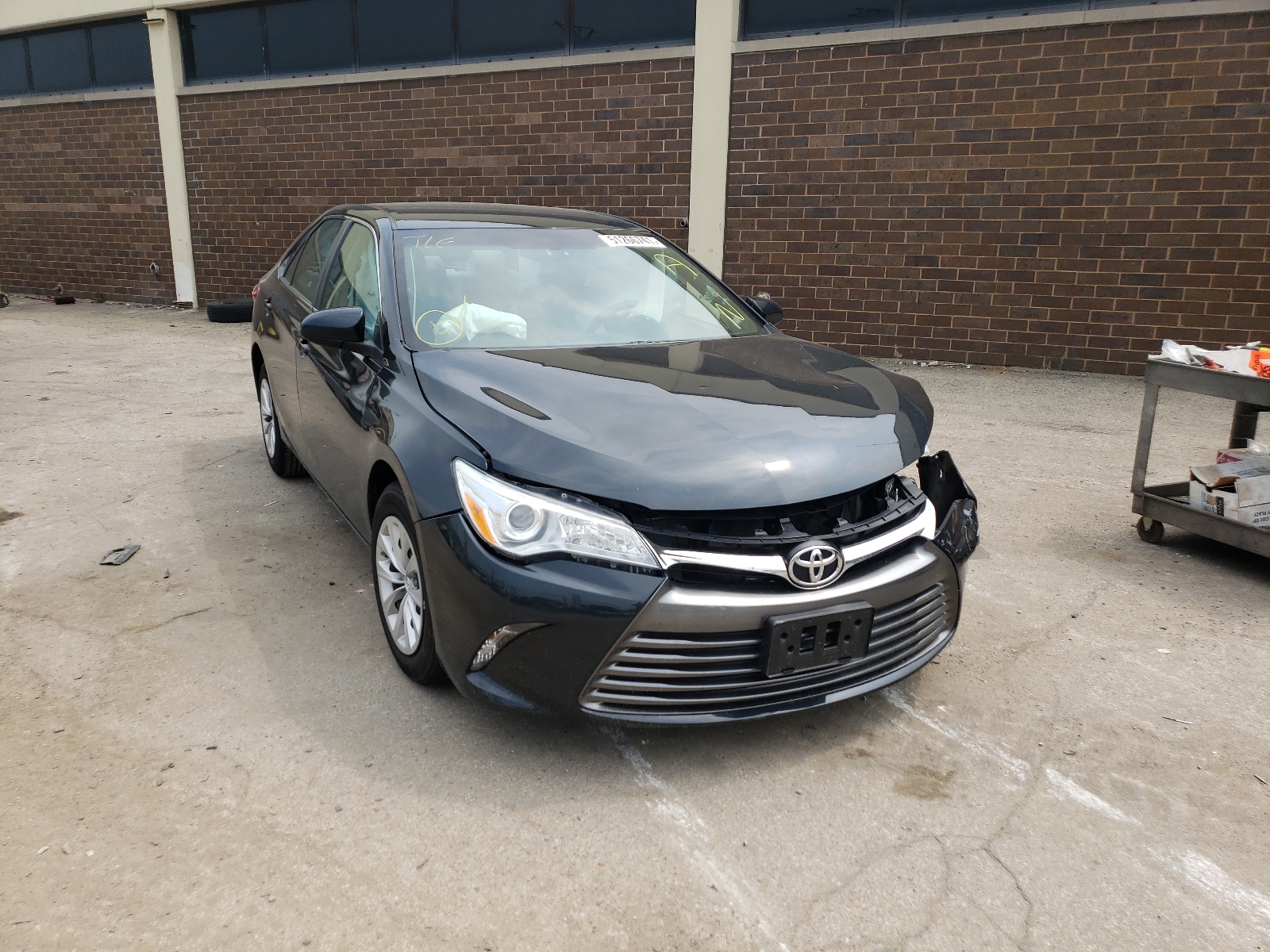Photo 1 from auction – 2015 TOYOTA CAMRY LE with VIN 4T4BF1FK5FR513835