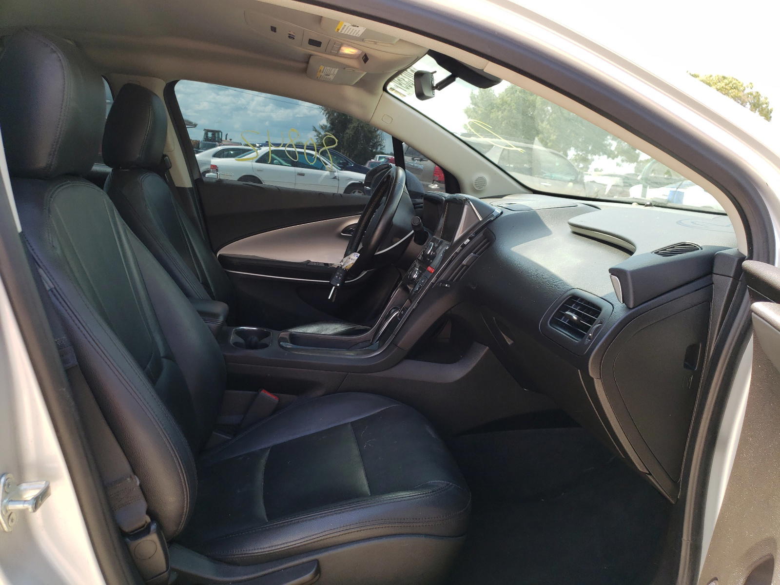 Photo 5 from auction – 2014 CHEVROLET VOLT with VIN 1G1RA6E4XEU145378